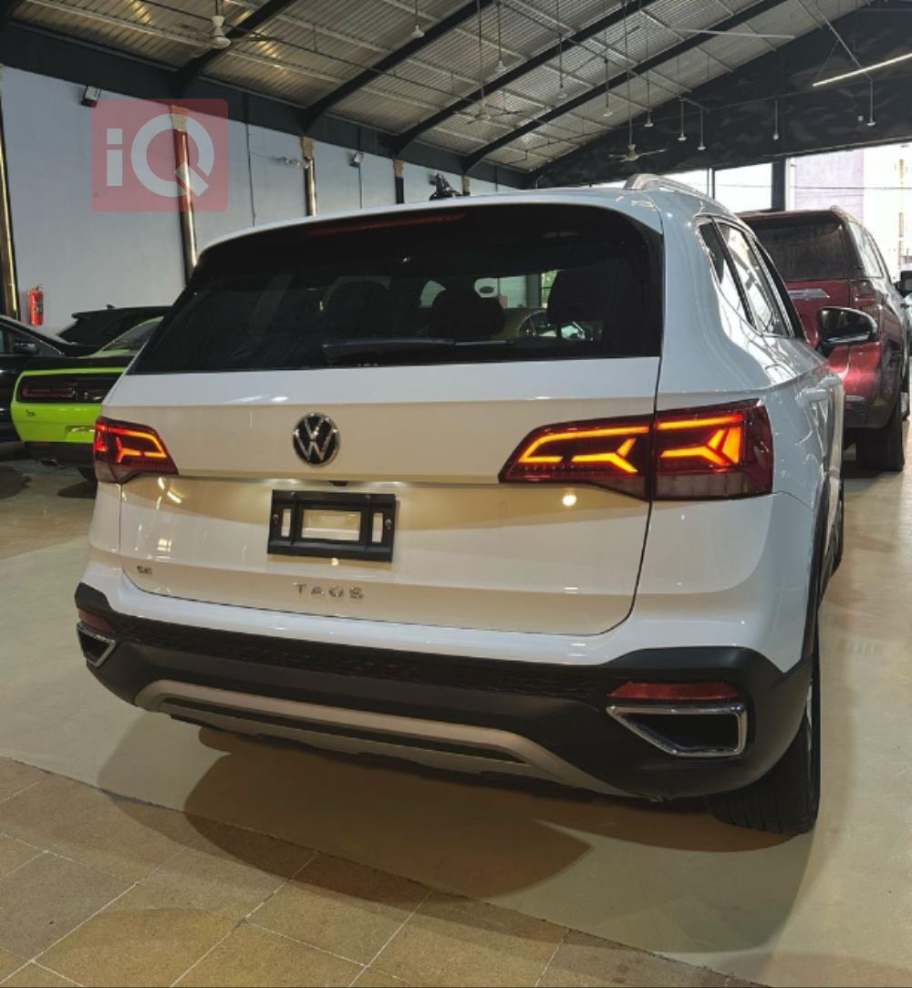 Volkswagen Taos